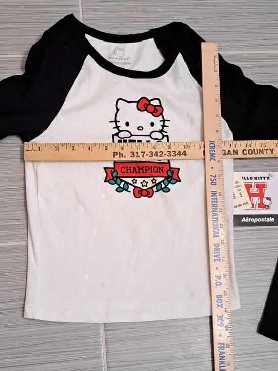New Hello Kitty Champion Women's Long-Sleeve Raglan T-shirt Aeropostale Size M - Picture 6 of 9